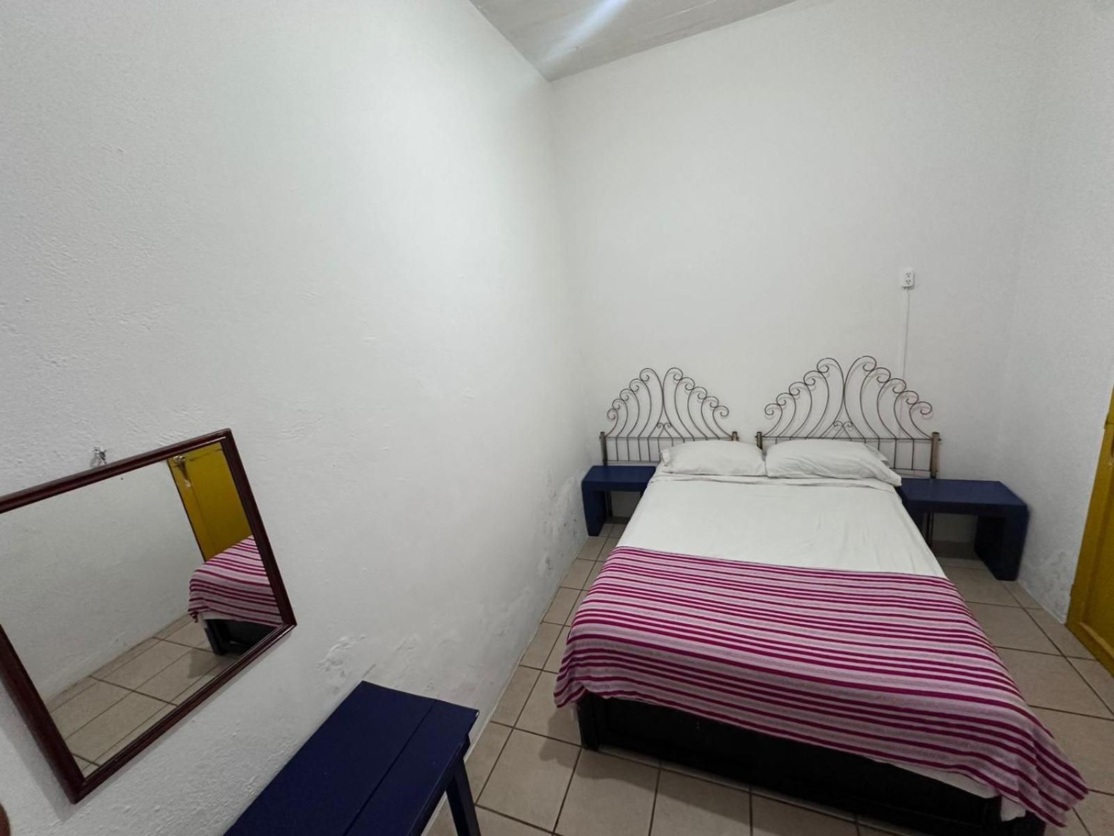Hostal Zipolite Arteaga Oaxaca Exterior photo